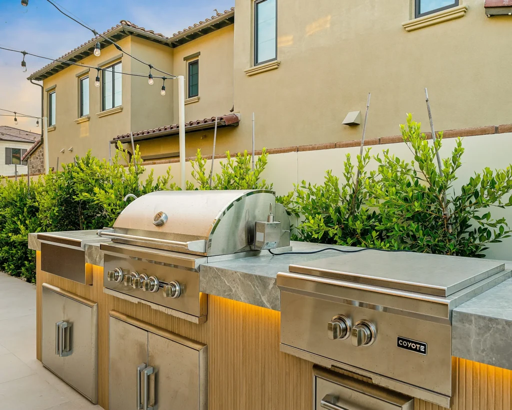 a modern outdoor kitchen orange county ca